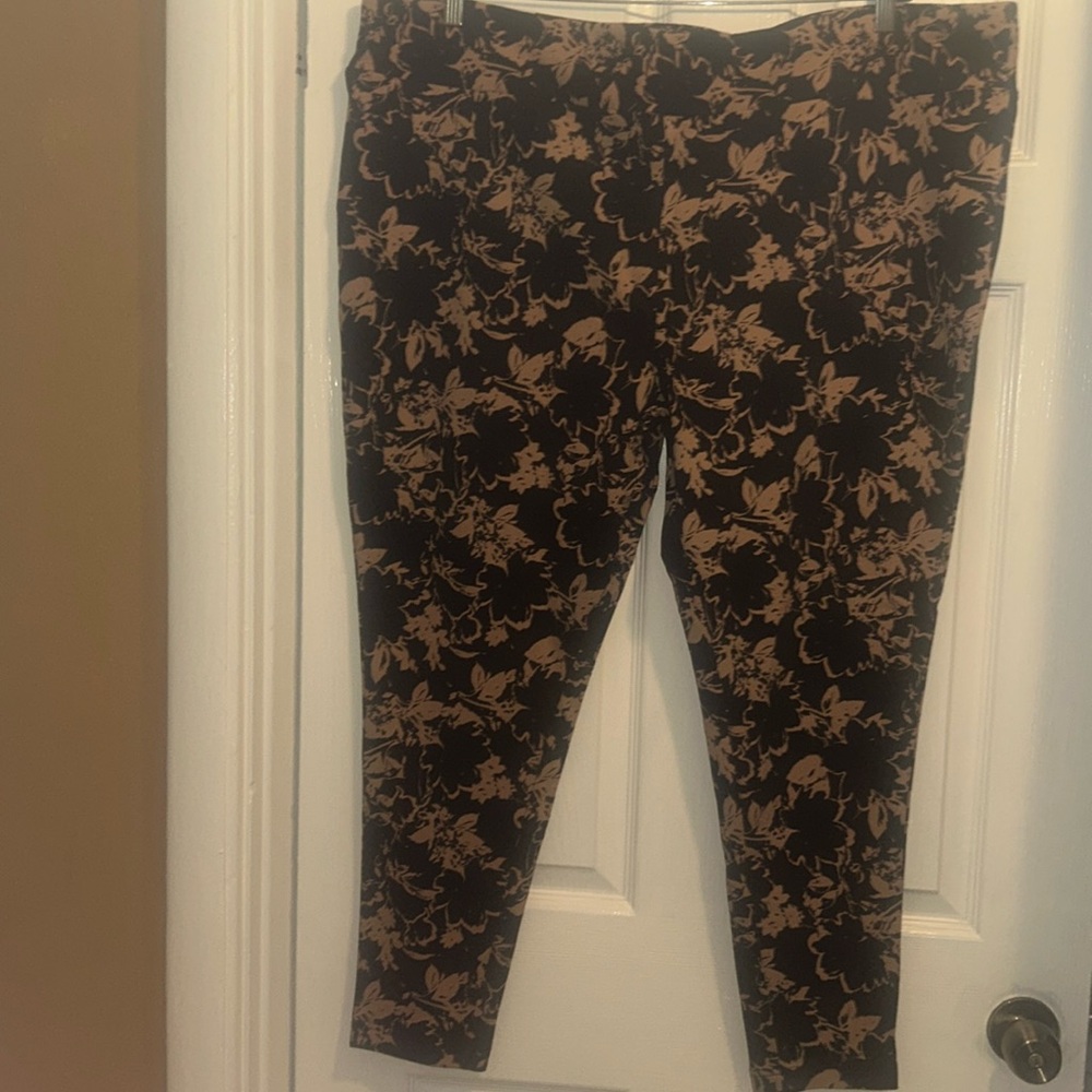 terra & Sky Women’s Leggings
